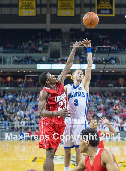 Thumbnail 3 in Covington Catholic vs Holmes (KHSAA 9th Region Final) photogallery.