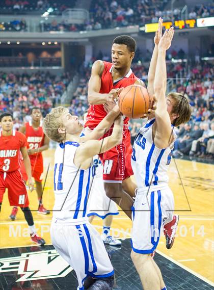 Thumbnail 3 in Covington Catholic vs Holmes (KHSAA 9th Region Final) photogallery.