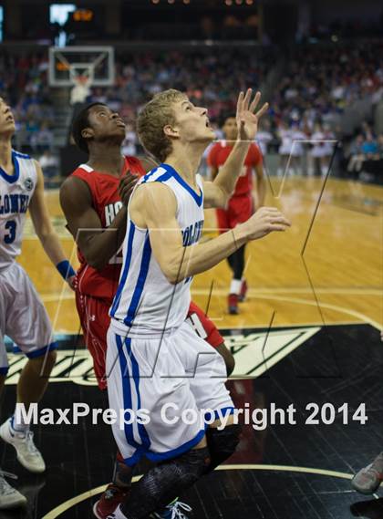 Thumbnail 2 in Covington Catholic vs Holmes (KHSAA 9th Region Final) photogallery.