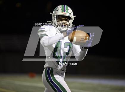 Thumbnail 1 in South Lakes @ Yorktown (VHSL Class VI Region Quarterfinal) photogallery.