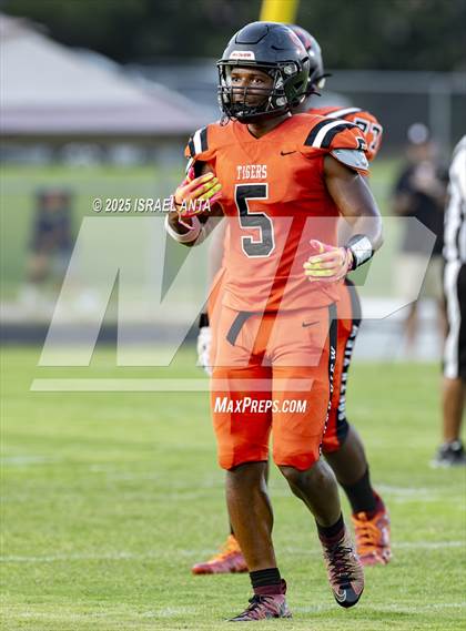 Thumbnail 1 in Pine Forest vs South View (Jamboree) photogallery.