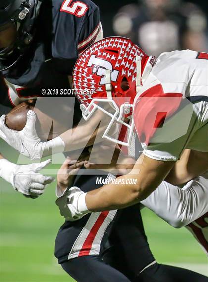 Thumbnail 1 in Jackson vs. Jonathan Alder (OHSAA DIII Region 11 Semifinal) photogallery.