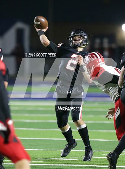 Thumbnail 1 in Jackson vs. Jonathan Alder (OHSAA DIII Region 11 Semifinal) photogallery.
