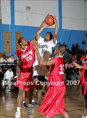 Thumbnail 2 in Bowne vs Flushing (2nd Annual Queens Jam Christmas Classic) photogallery.