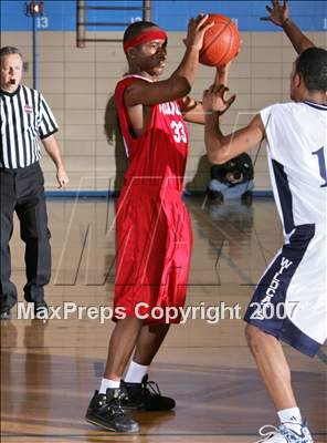 Thumbnail 1 in Bowne vs Flushing (2nd Annual Queens Jam Christmas Classic) photogallery.