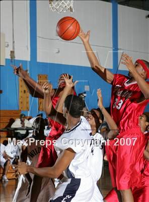 Thumbnail 1 in Bowne vs Flushing (2nd Annual Queens Jam Christmas Classic) photogallery.