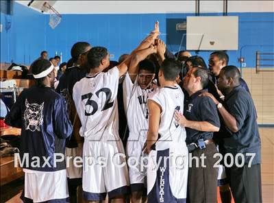 Thumbnail 1 in Bowne vs Flushing (2nd Annual Queens Jam Christmas Classic) photogallery.