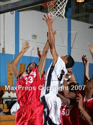 Thumbnail 1 in Bowne vs Flushing (2nd Annual Queens Jam Christmas Classic) photogallery.