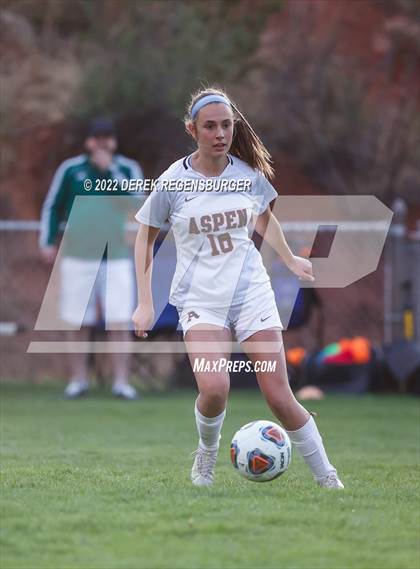 Thumbnail 3 in Manitou Springs vs Aspen (CHSAA 3A Playoffs Rd 2) photogallery.