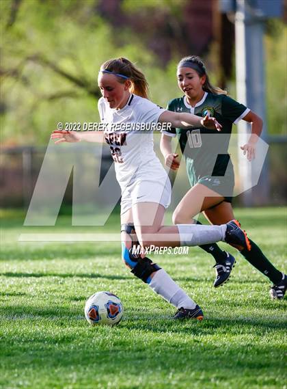 Thumbnail 2 in Manitou Springs vs Aspen (CHSAA 3A Playoffs Rd 2) photogallery.