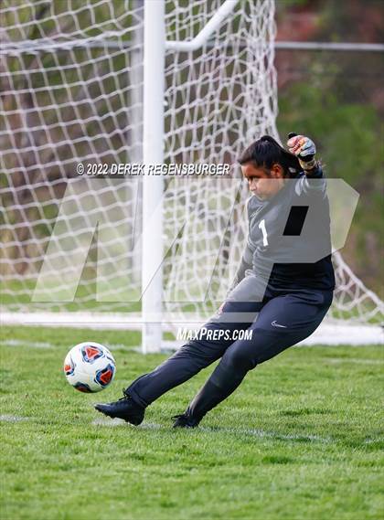 Thumbnail 3 in Manitou Springs vs Aspen (CHSAA 3A Playoffs Rd 2) photogallery.