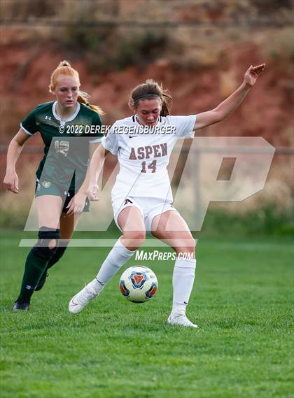 Thumbnail 3 in Manitou Springs vs Aspen (CHSAA 3A Playoffs Rd 2) photogallery.