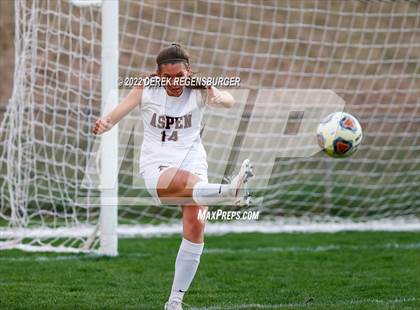 Thumbnail 1 in Manitou Springs vs Aspen (CHSAA 3A Playoffs Rd 2) photogallery.