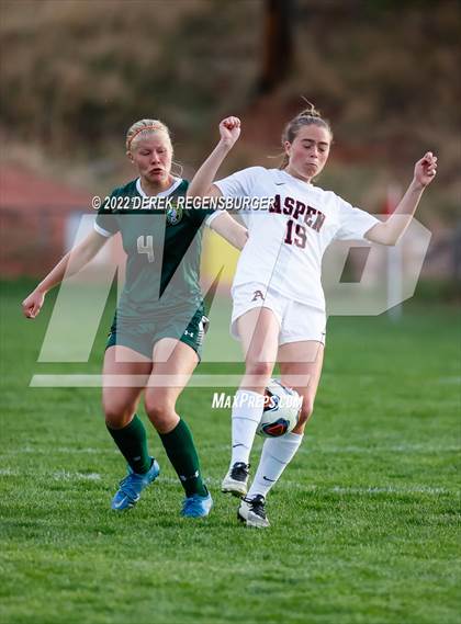 Thumbnail 3 in Manitou Springs vs Aspen (CHSAA 3A Playoffs Rd 2) photogallery.