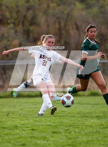 Thumbnail 1 in Manitou Springs vs Aspen (CHSAA 3A Playoffs Rd 2) photogallery.