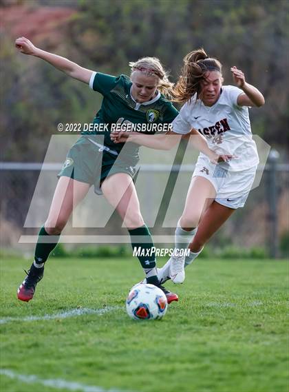 Thumbnail 3 in Manitou Springs vs Aspen (CHSAA 3A Playoffs Rd 2) photogallery.