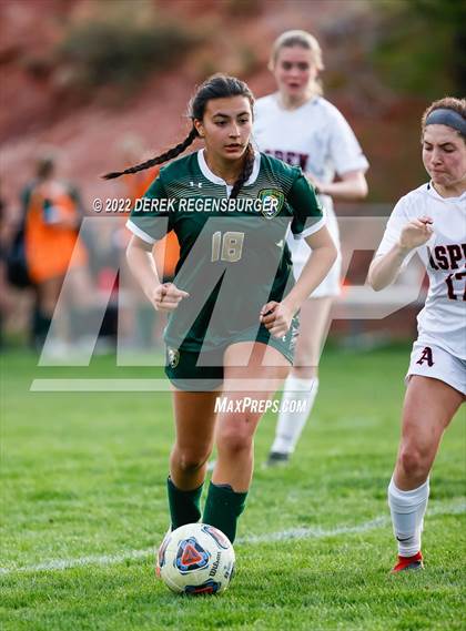 Thumbnail 3 in Manitou Springs vs Aspen (CHSAA 3A Playoffs Rd 2) photogallery.