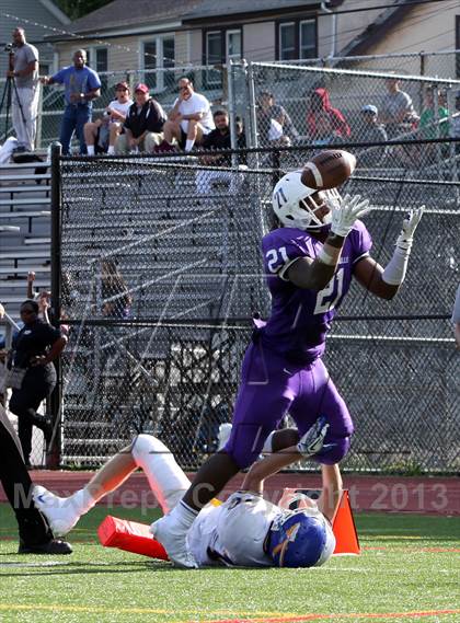 Thumbnail 1 in Mahopac @ New Rochelle photogallery.