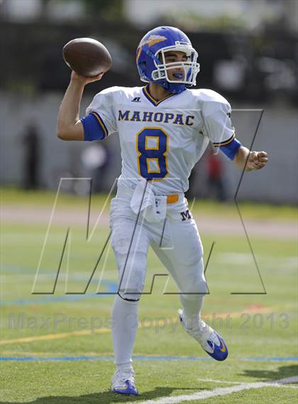 Thumbnail 1 in Mahopac @ New Rochelle photogallery.