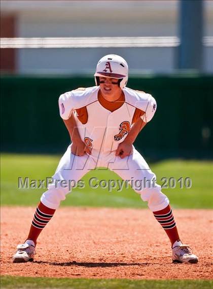Thumbnail 3 in Alvin vs Friendswood (Alvin Tournament) photogallery.