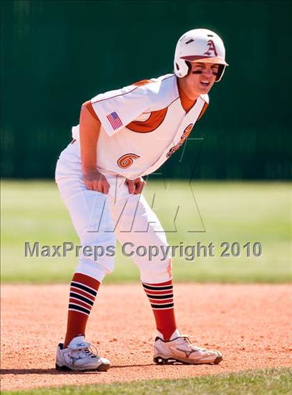 Thumbnail 3 in Alvin vs Friendswood (Alvin Tournament) photogallery.