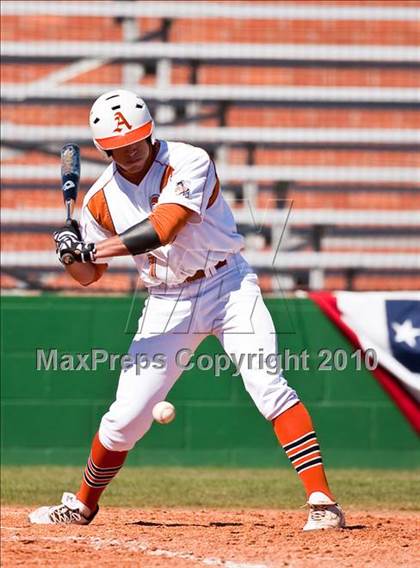Thumbnail 2 in Alvin vs Friendswood (Alvin Tournament) photogallery.
