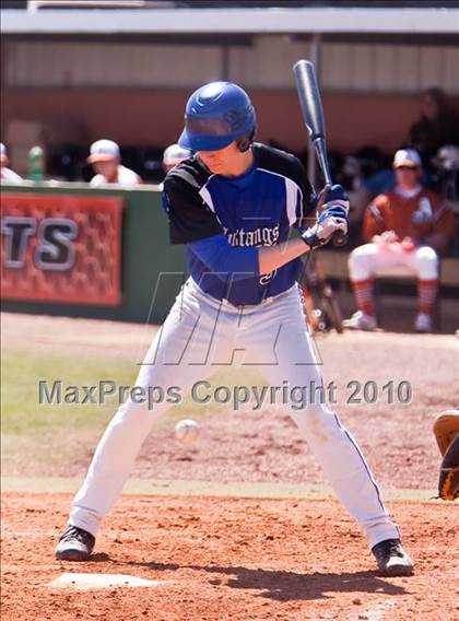 Thumbnail 2 in Alvin vs Friendswood (Alvin Tournament) photogallery.