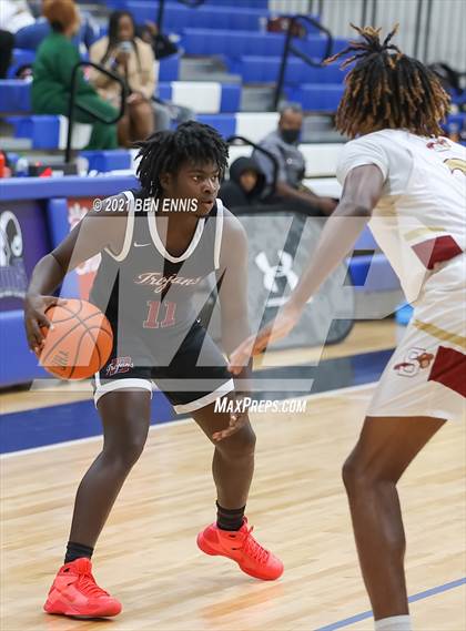 Thumbnail 3 in Dougherty vs Salem (Legends Classic Showdown) photogallery.