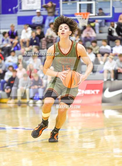 Thumbnail 2 in Montverde Academy vs. Wasatch Academy (5 for the Fight National Hoopfest) photogallery.