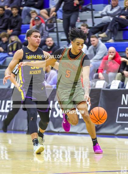 Thumbnail 2 in Montverde Academy vs. Wasatch Academy (5 for the Fight National Hoopfest) photogallery.