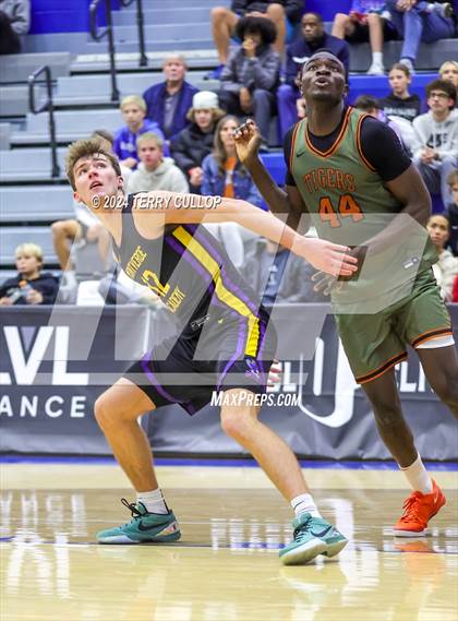 Thumbnail 3 in Montverde Academy vs. Wasatch Academy (5 for the Fight National Hoopfest) photogallery.
