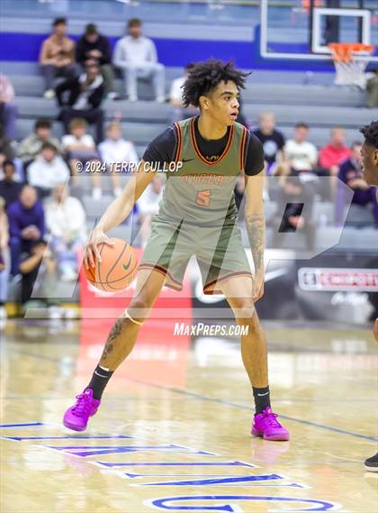 Thumbnail 3 in Montverde Academy vs. Wasatch Academy (5 for the Fight National Hoopfest) photogallery.