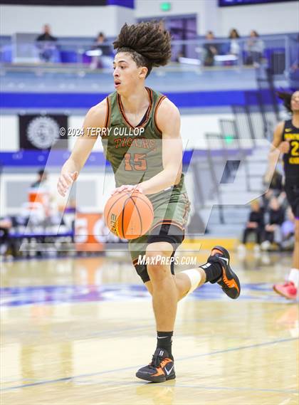 Thumbnail 2 in Montverde Academy vs. Wasatch Academy (5 for the Fight National Hoopfest) photogallery.