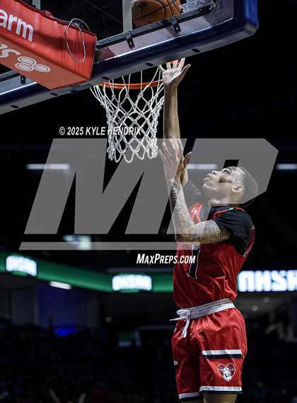 Thumbnail 1 in Aiken vs. Trotwood-Madison ( OHSAA D3 Regional Championship ) photogallery.