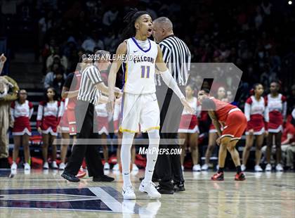 Thumbnail 3 in Aiken vs. Trotwood-Madison ( OHSAA D3 Regional Championship ) photogallery.