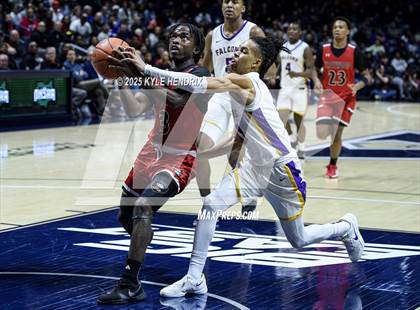 Thumbnail 3 in Aiken vs. Trotwood-Madison ( OHSAA D3 Regional Championship ) photogallery.