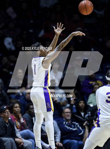 Thumbnail 1 in Aiken vs. Trotwood-Madison ( OHSAA D3 Regional Championship ) photogallery.