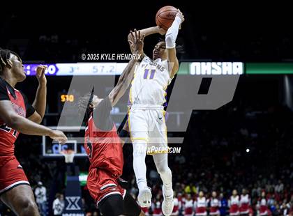 Thumbnail 1 in Aiken vs. Trotwood-Madison ( OHSAA D3 Regional Championship ) photogallery.