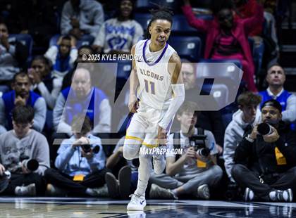 Thumbnail 2 in Aiken vs. Trotwood-Madison ( OHSAA D3 Regional Championship ) photogallery.