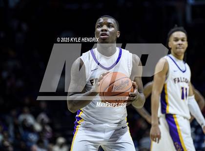 Thumbnail 1 in Aiken vs. Trotwood-Madison ( OHSAA D3 Regional Championship ) photogallery.