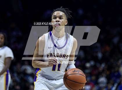 Thumbnail 2 in Aiken vs. Trotwood-Madison ( OHSAA D3 Regional Championship ) photogallery.