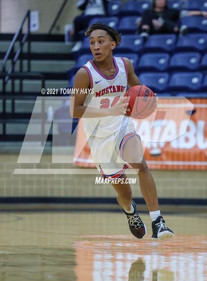 Thumbnail 3 in St. Mark's vs Pearce (Whataburger Tournament) photogallery.