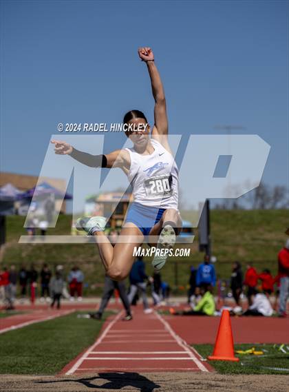 Thumbnail 2 in Bill Summa Invitational photogallery.