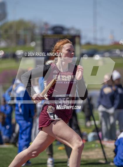 Thumbnail 2 in Bill Summa Invitational photogallery.