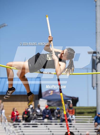 Thumbnail 1 in Bill Summa Invitational photogallery.