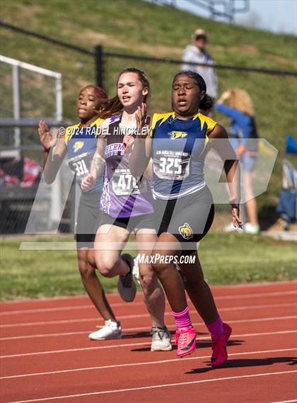 Thumbnail 1 in Bill Summa Invitational photogallery.