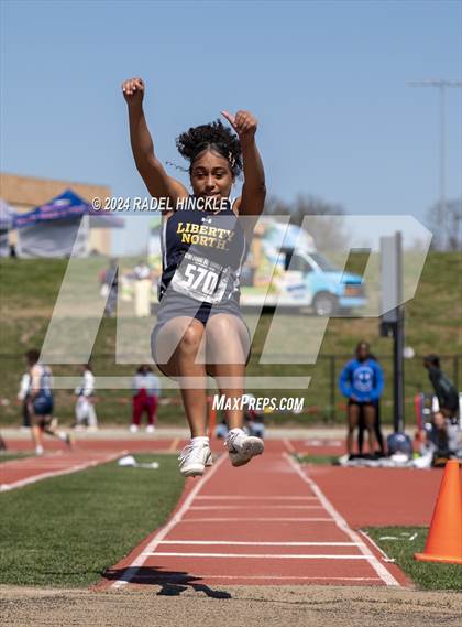 Thumbnail 3 in Bill Summa Invitational photogallery.