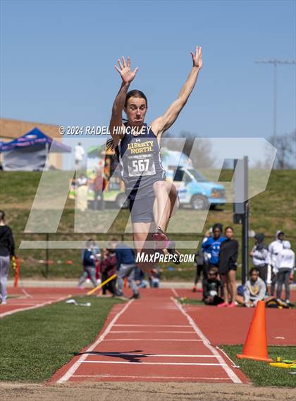 Thumbnail 3 in Bill Summa Invitational photogallery.
