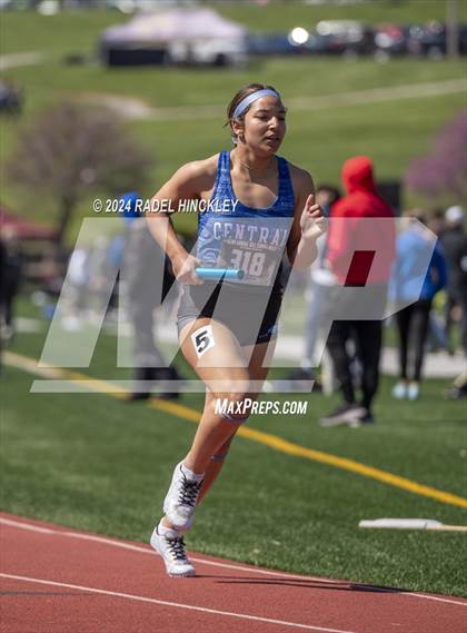 Thumbnail 2 in Bill Summa Invitational photogallery.