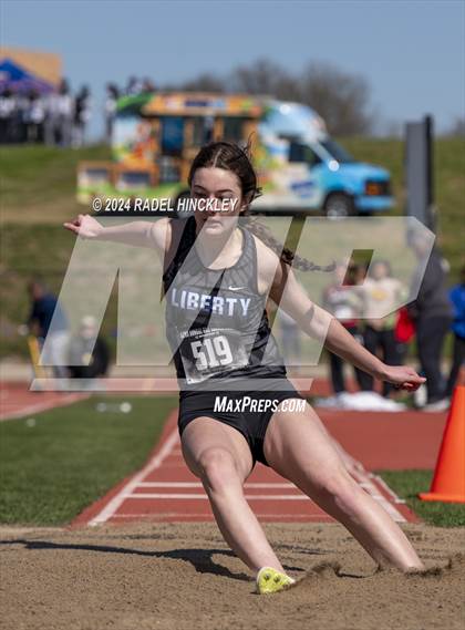 Thumbnail 1 in Bill Summa Invitational photogallery.